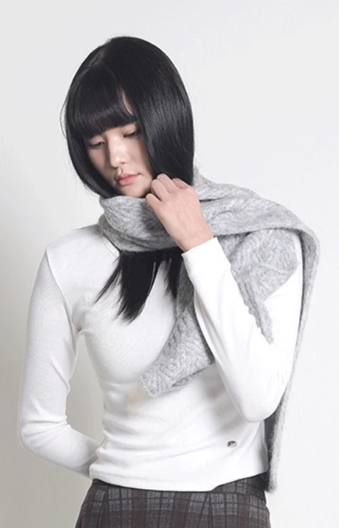 HERRINGBONE KNIT SCARF - Image 4