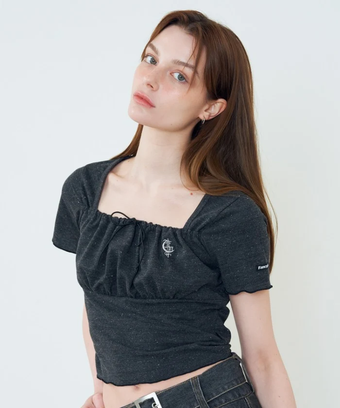 BUST SHIRRING CROP TEE - Image 2