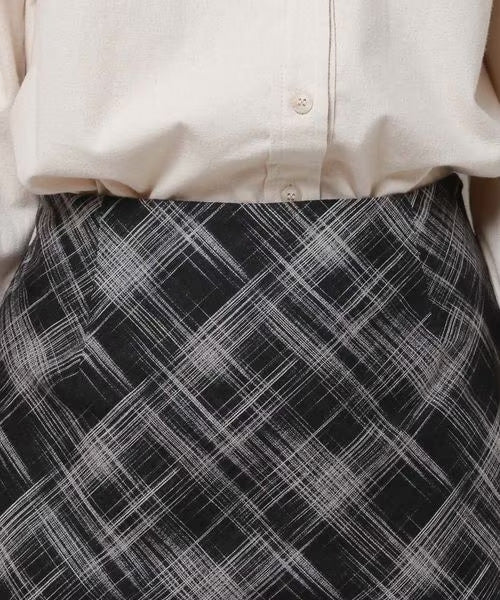 CHECK MINI SKIRT - Image 9