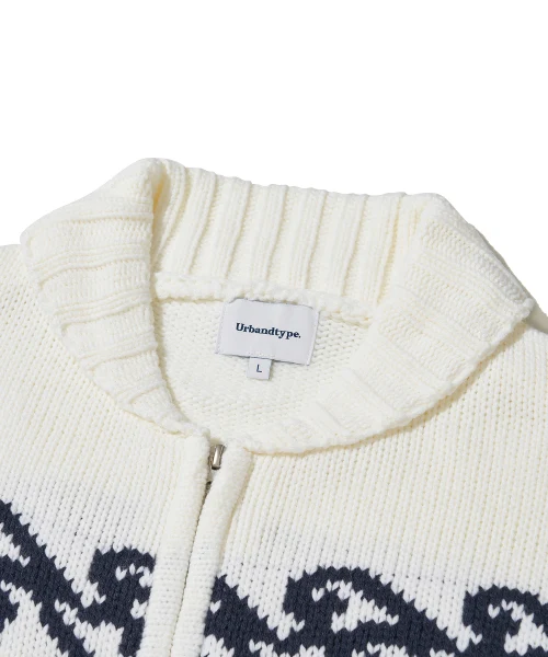 COWICHAN DRAWING LOVE KNIT CARDIGAN - Image 3