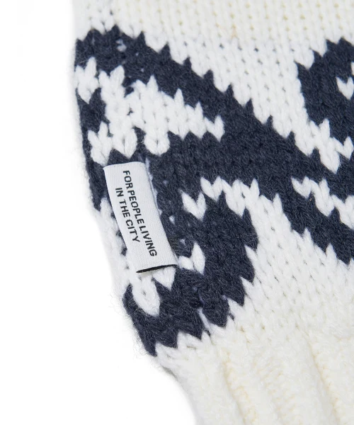 COWICHAN DRAWING LOVE KNIT CARDIGAN - Image 5