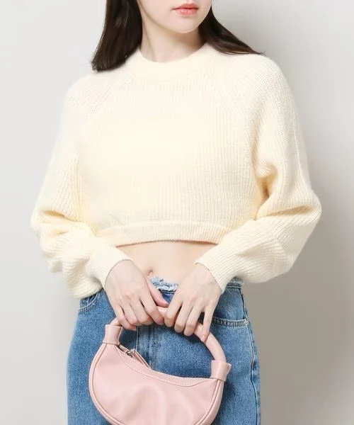 LOOSE FIT CROP KNIT