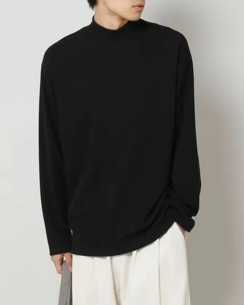 MEN'S TURTLENECK T-SHIRT