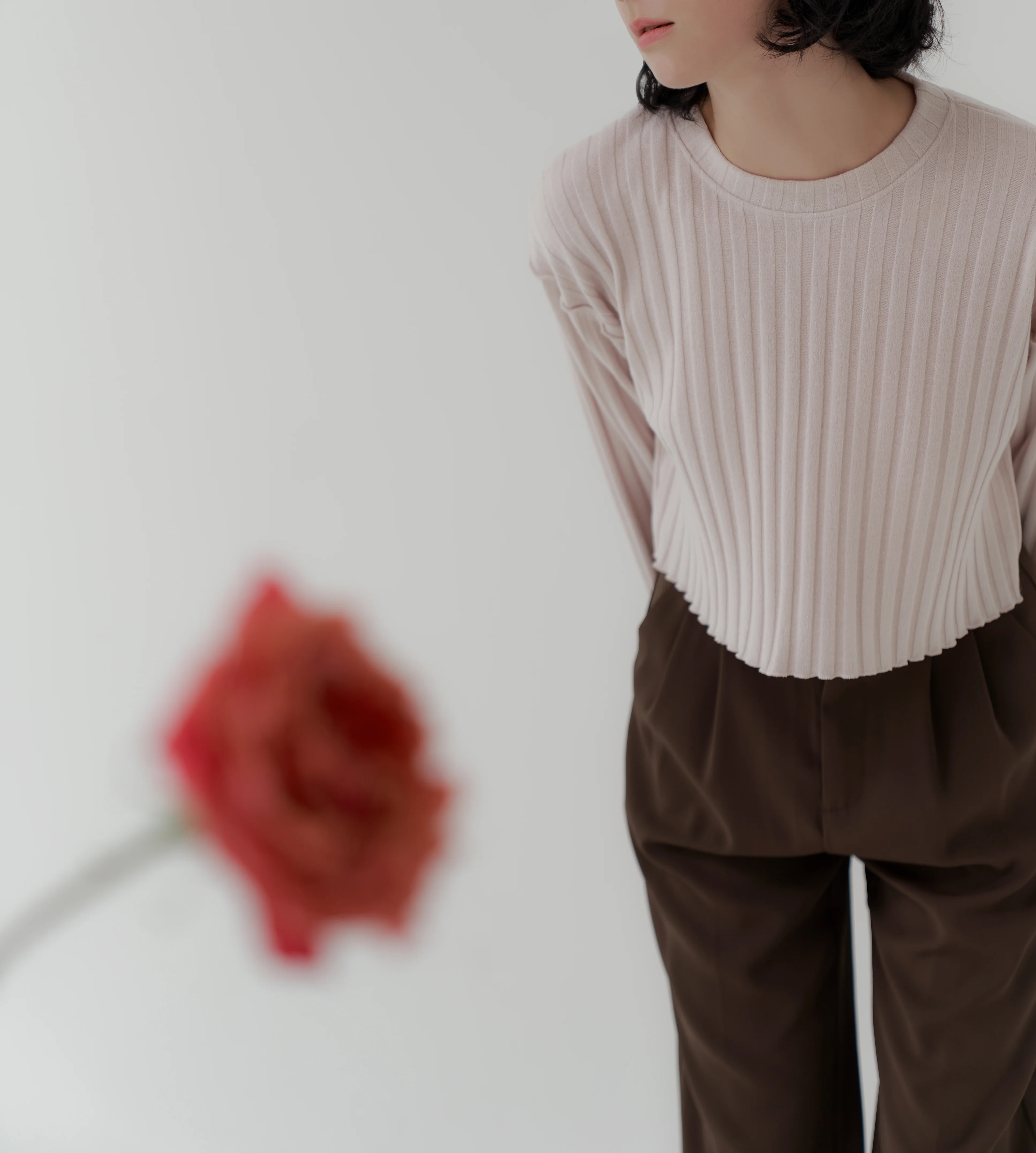 RIBBED WAVE EDGE TOP