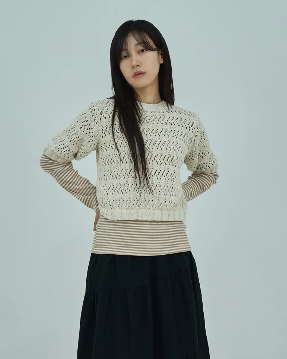 U NECK STRIPE T-SHIRT - Image 2